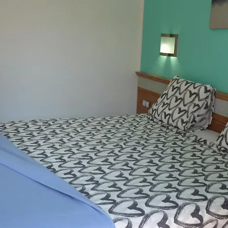 Διαμέρισμα Oasis Garden 11 *